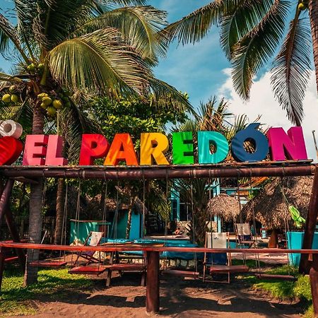 The Driftwood Surfer Beachfront Hostel / Restaurant / Bar, El Paredon El Paredón Buena Vista 외부 사진